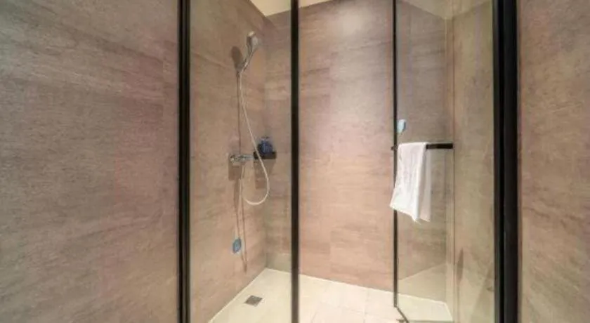 Hanting Hotel Chongqing Nanping Wanda Metro Station