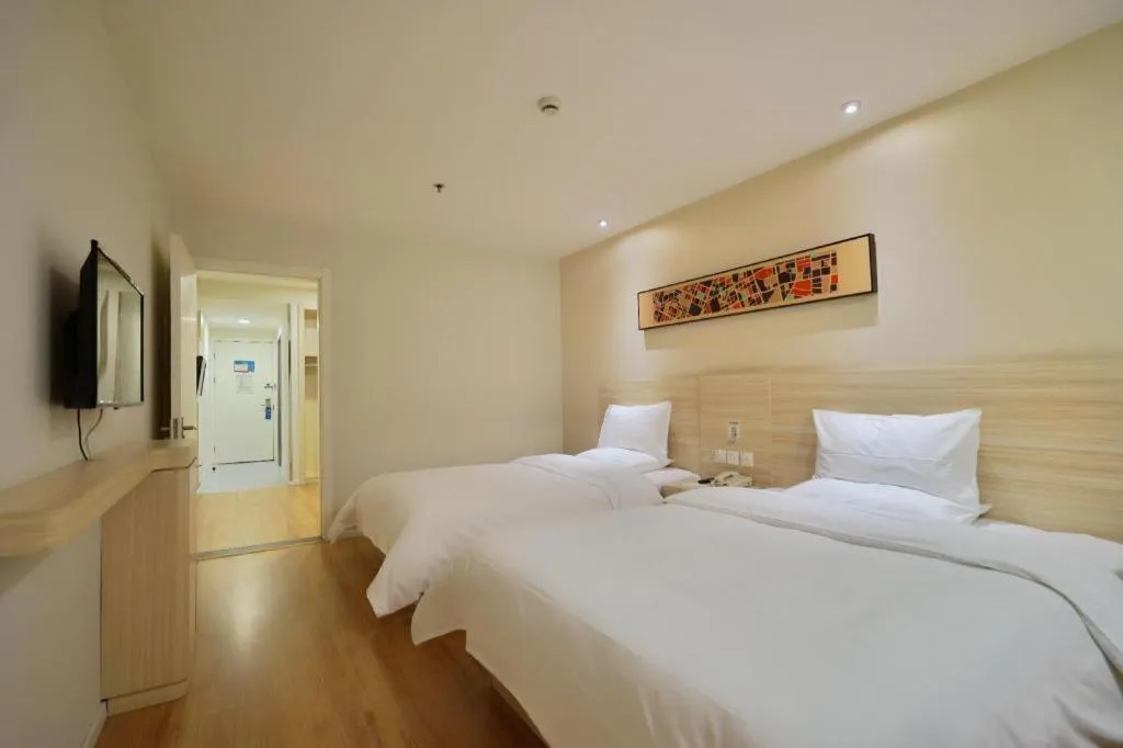 Hanting Hotel Chongqing Nanping Wanda Metro Station