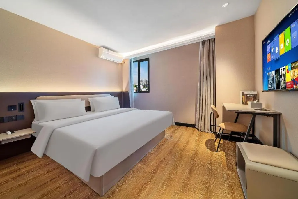 Hanting Hotel Chongqing Nanping Wanda Metro Station