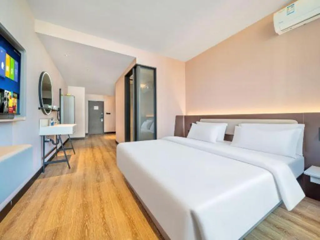 Hanting Hotel Chongqing Nanping Wanda Metro Station