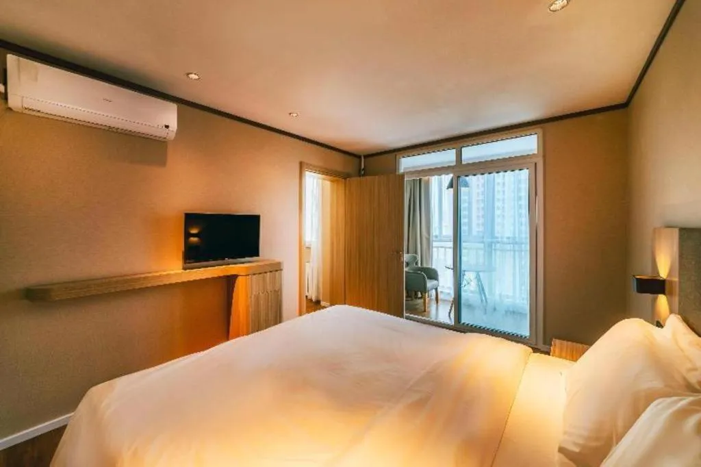 Hanting Hotel Qingdao Shandong Road Central Business District