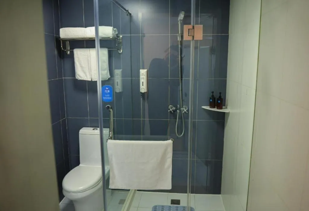 Hanting Hotel Tianjin Tanggu Metro Station