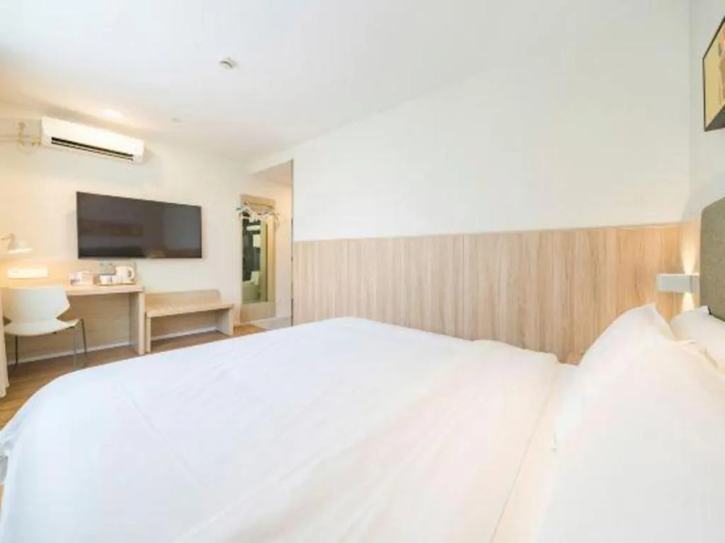 Hanting Hotel Shanghai Zhenping Road Railway Station New