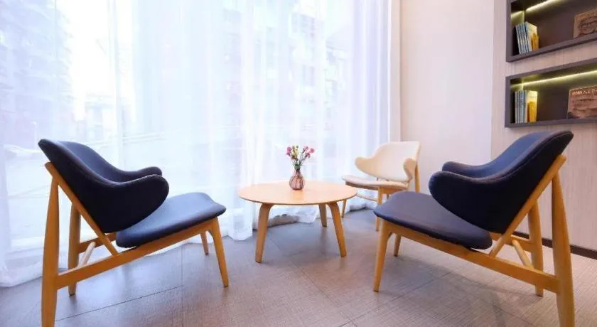 Hi Inn Guangzhou Gangding Metro Station