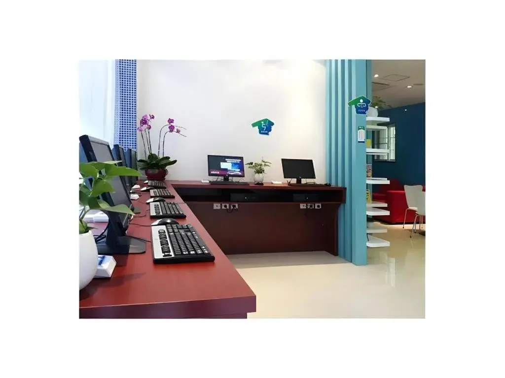 Hi Inn Guangzhou Gangding Metro Station Hi Inn Guangzhou Gangding Metro Station