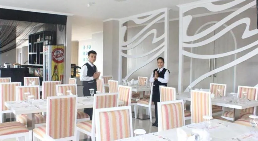 Marina Mamberamo Hotel