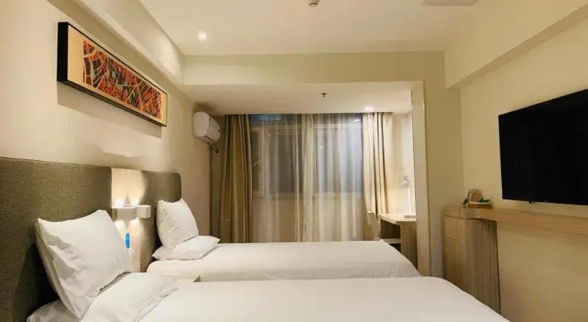 Hanting Hotel Guangzhou Sanyuanli Metro Station Hanting Hotel Guangzhou Sanyuanli Metro Station