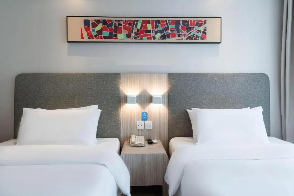 Hanting Hotel Guangzhou Sanyuanli Metro Station