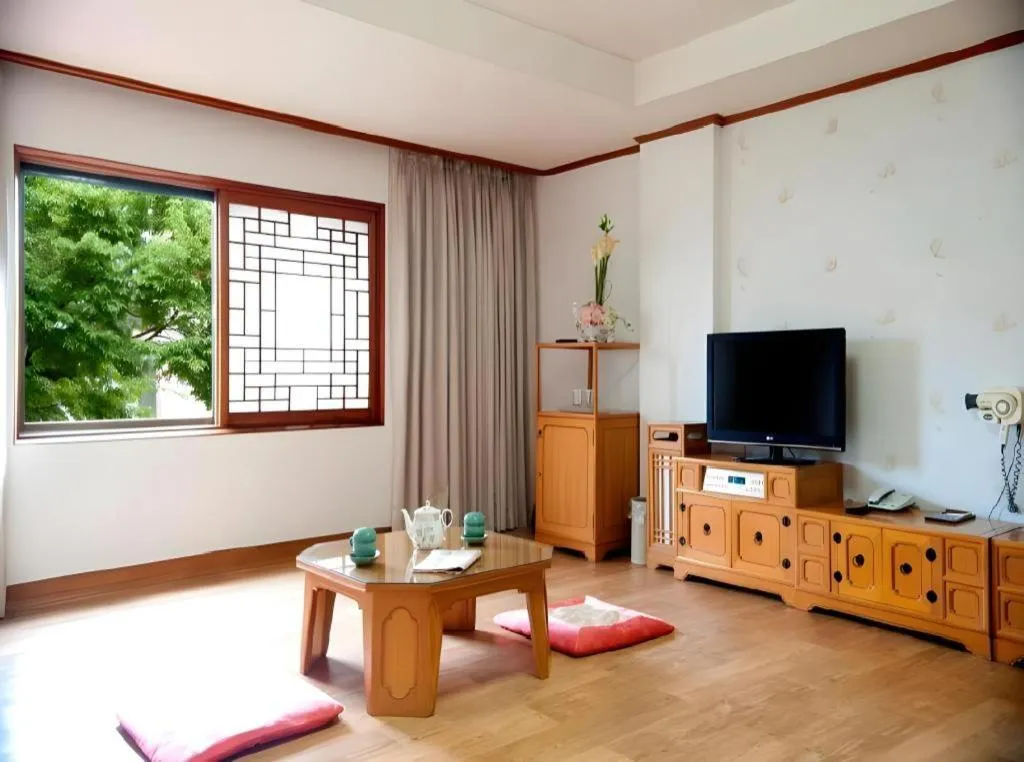 Onyang Hot Spring Hotel