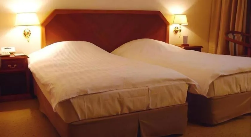 Bed in Onyang Hot Spring Hotel