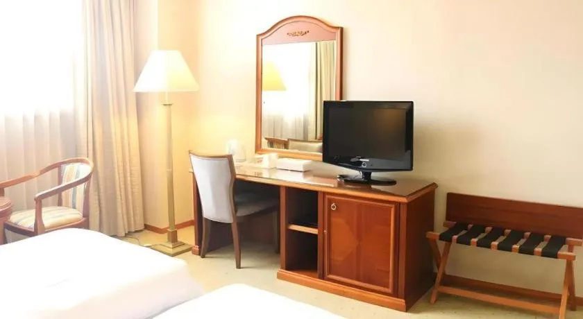 Bed in Onyang Hot Spring Hotel