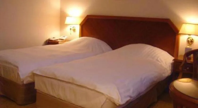 Bed in Onyang Hot Spring Hotel