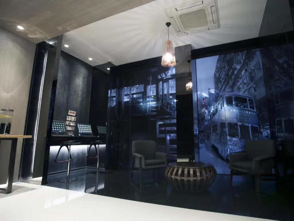 M1 North Point Hotel