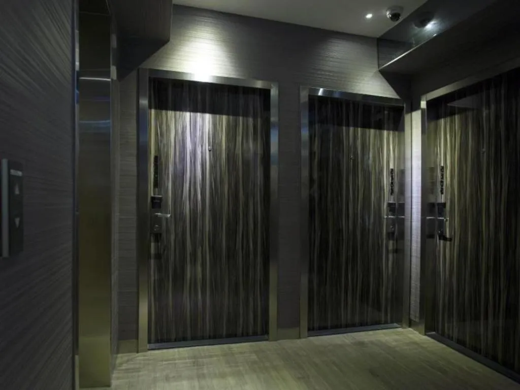 M1 North Point Hotel