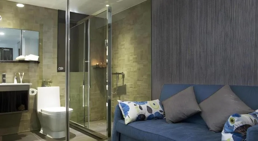 M1 North Point Hotel