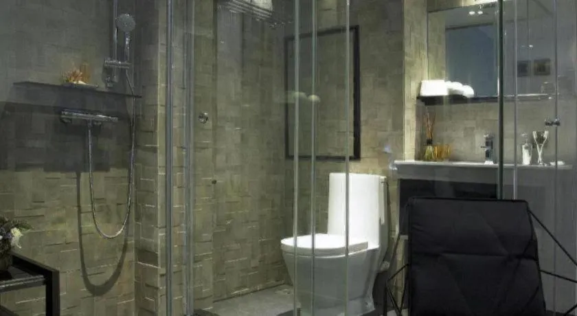 M1 North Point Hotel