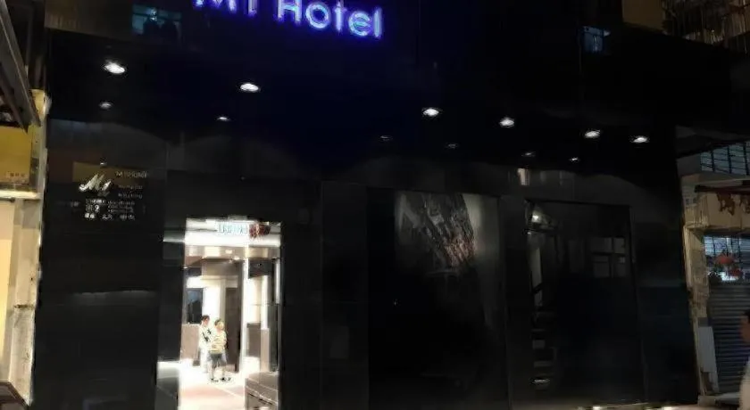 M1 North Point Hotel