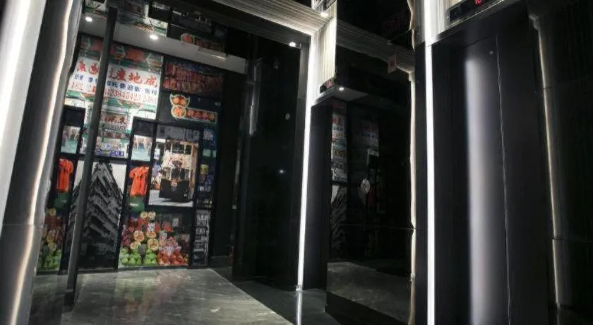 M1 North Point Hotel