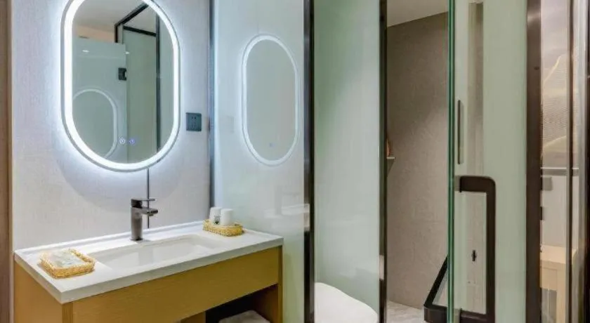 GreenTree Alliance Jiangsu Nanjing Pukou District Zhongsheng Street Wende Road Metro Station Hotel