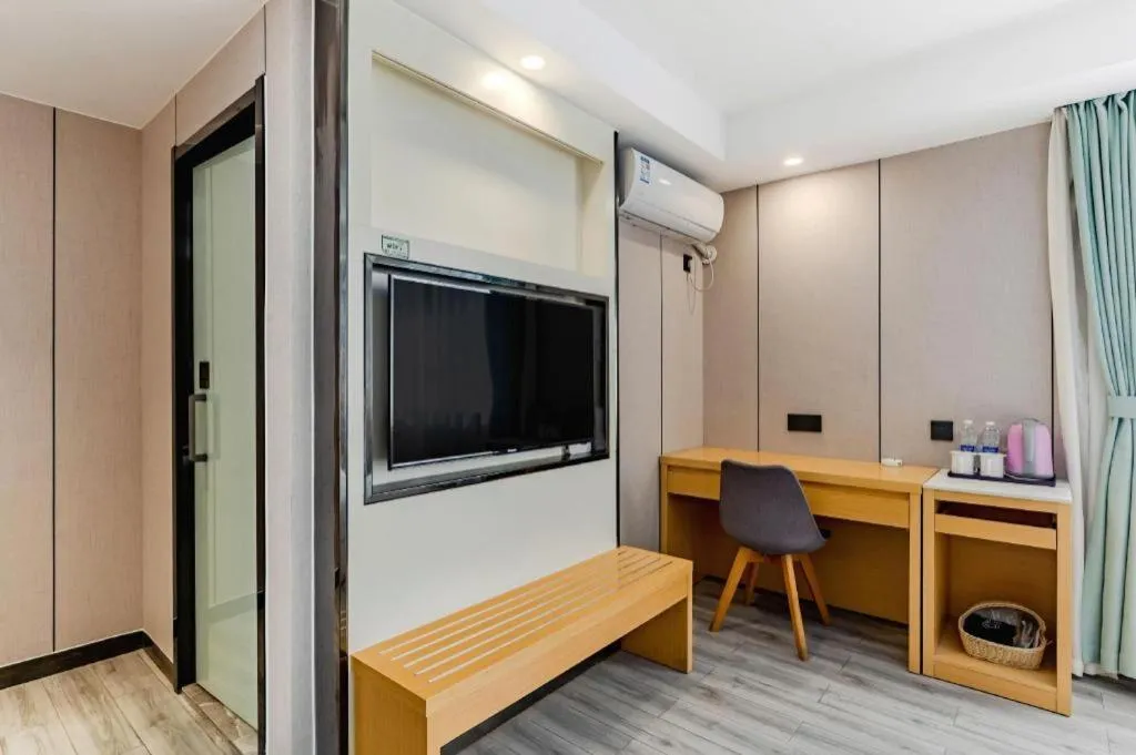 GreenTree Alliance Jiangsu Nanjing Pukou District Zhongsheng Street Wende Road Metro Station Hotel