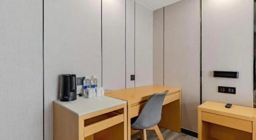 GreenTree Alliance Jiangsu Nanjing Pukou District Zhongsheng Street Wende Road Metro Station Hotel