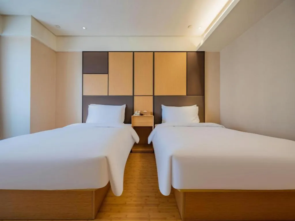 Bed in JI Hotel Chengdu Global Center