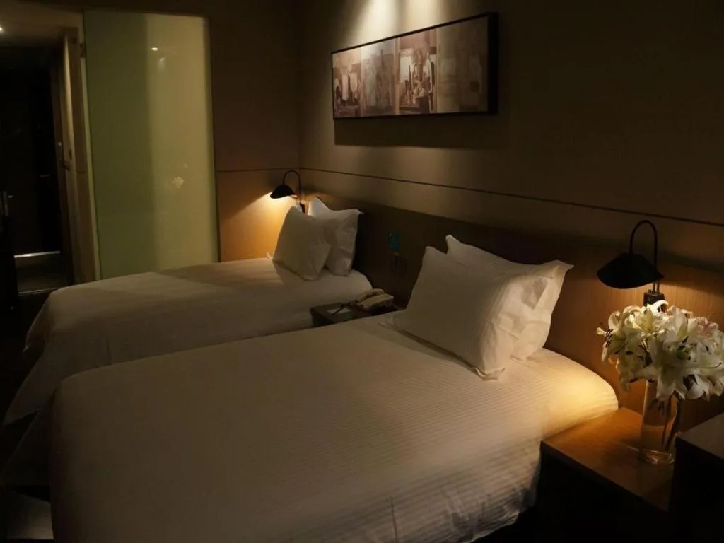 Bed in Jinjiang Inn Select Shanghai International Tourism and Resorts Zone Chuansha Road Subway Station