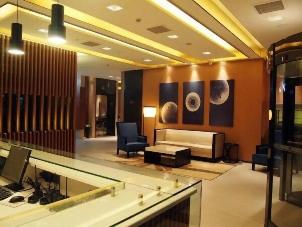 Jinjiang Inn Select Shanghai International Tourism and Resorts Zone Chuansha Road Subway Station