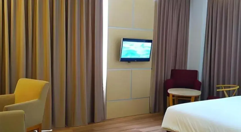 Bed in Horison Hotel Sukabumi Bed in Horison Hotel Sukabumi