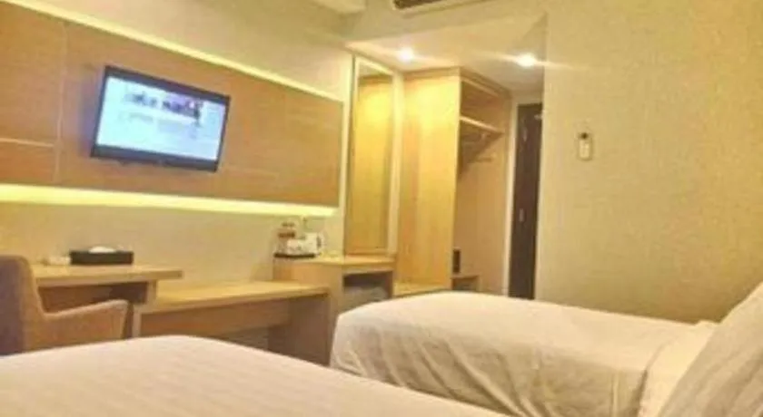 Bed in Horison Hotel Sukabumi