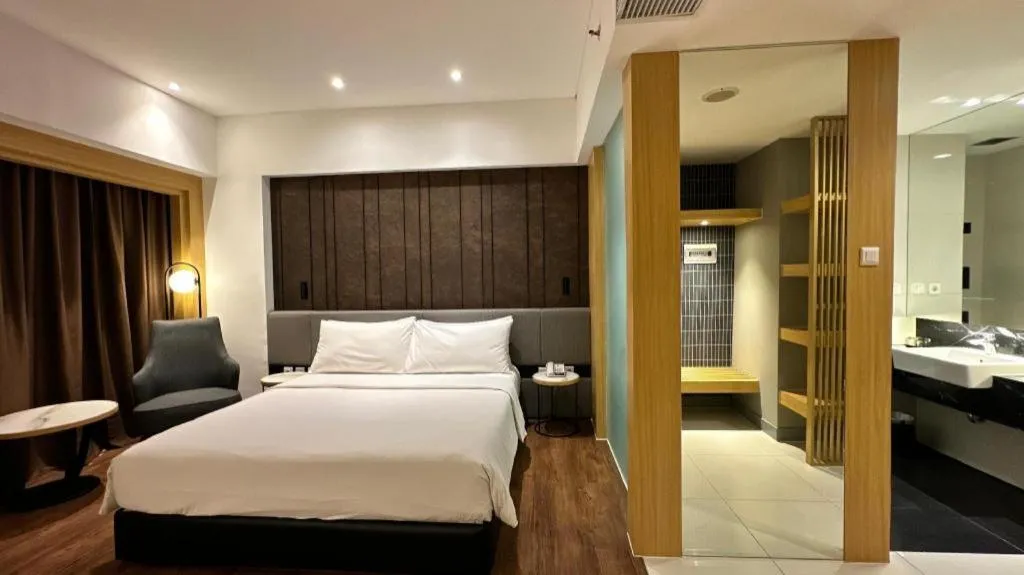Bed in Brits Hotel Karawang