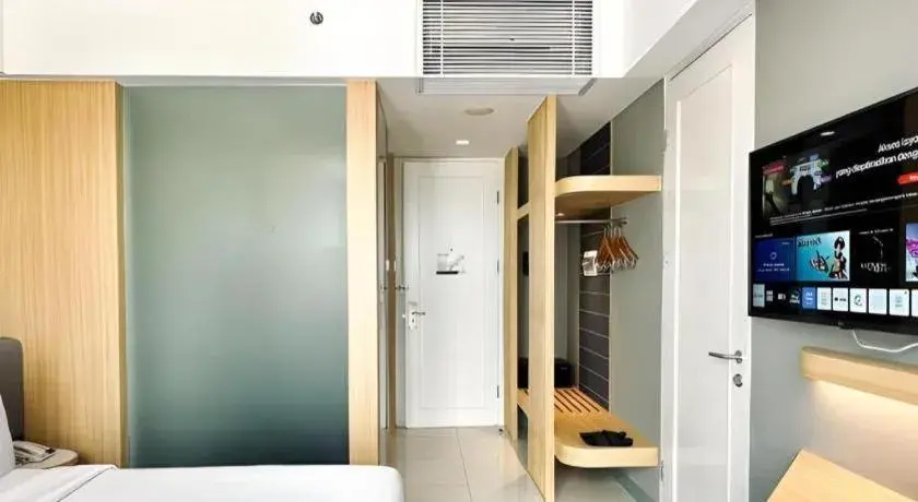 Bed in Brits Hotel Karawang Bed in Brits Hotel Karawang