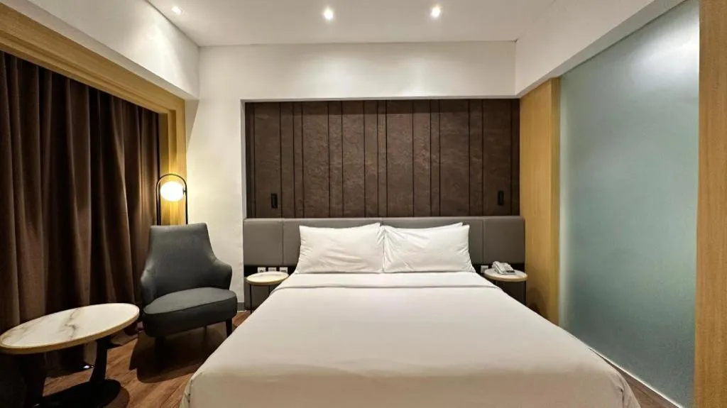 Bed in Brits Hotel Karawang