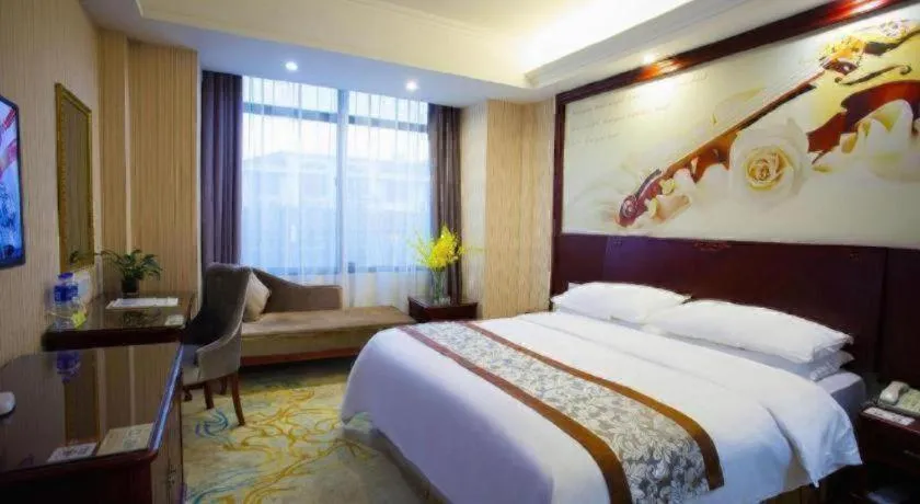 Bed in Vienna Classic Hotel Ningbo Xiangshan Wanda