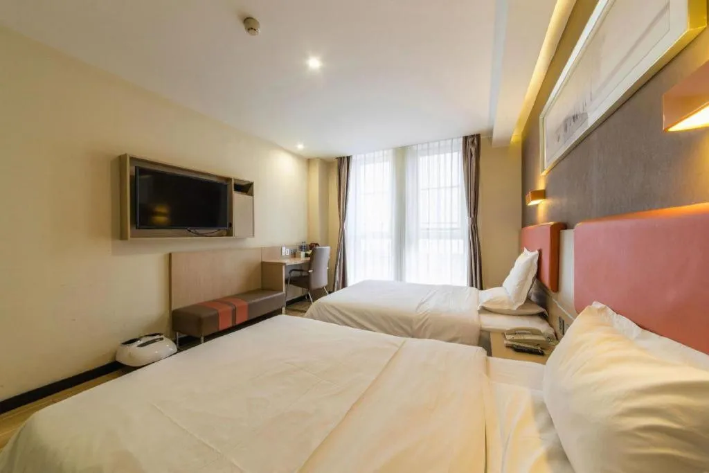Bed in 7 Days Premium Tangshan Railway Station Jiaotong University