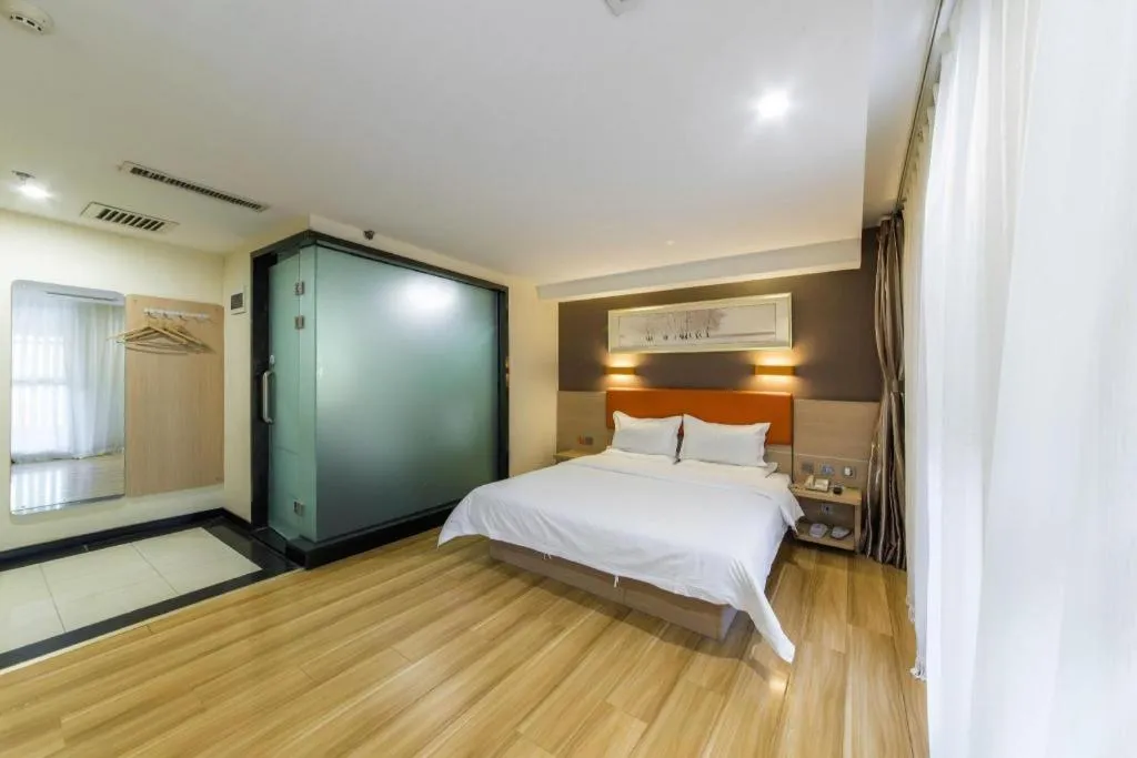 Bed in 7 Days Premium Tangshan Railway Station Jiaotong University