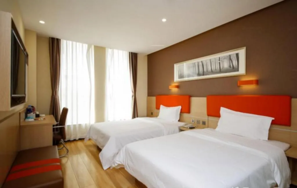 Bed in 7 Days Premium Tangshan Railway Station Jiaotong University