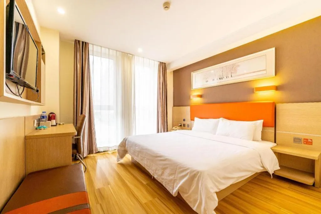 Bed in 7 Days Premium Tangshan Railway Station Jiaotong University