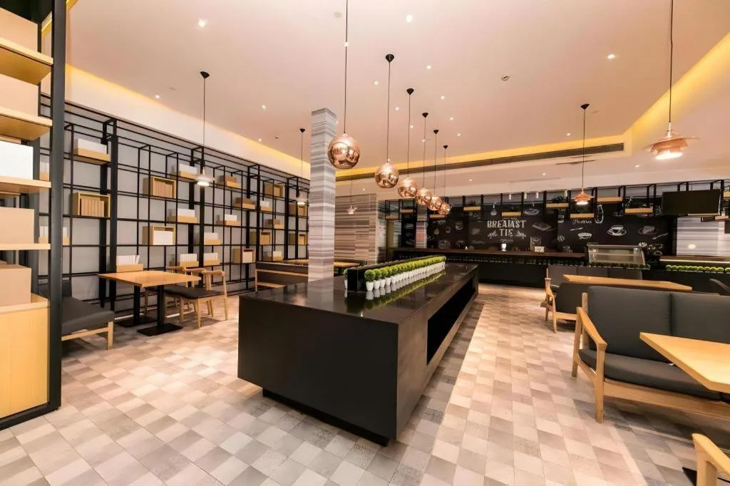 JI Hotel Shanghai Lujiazui Pudong Avenue