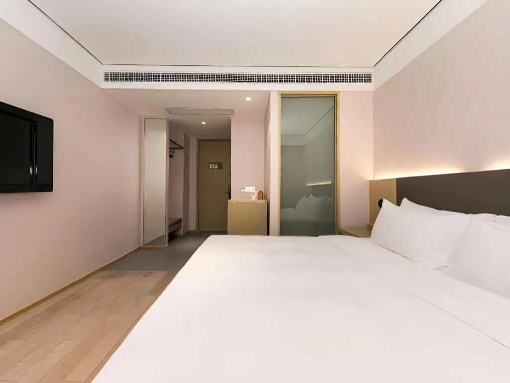 JI Hotel Shanghai Lujiazui Pudong Avenue