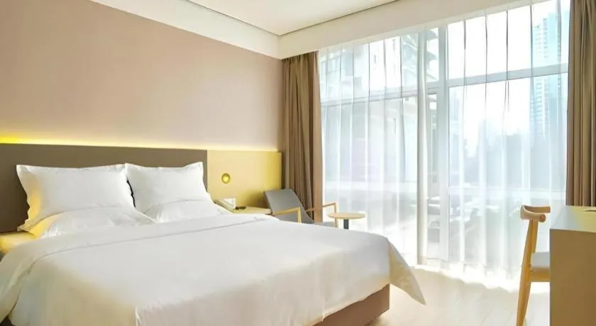 JI Hotel Shanghai Lujiazui Pudong Avenue