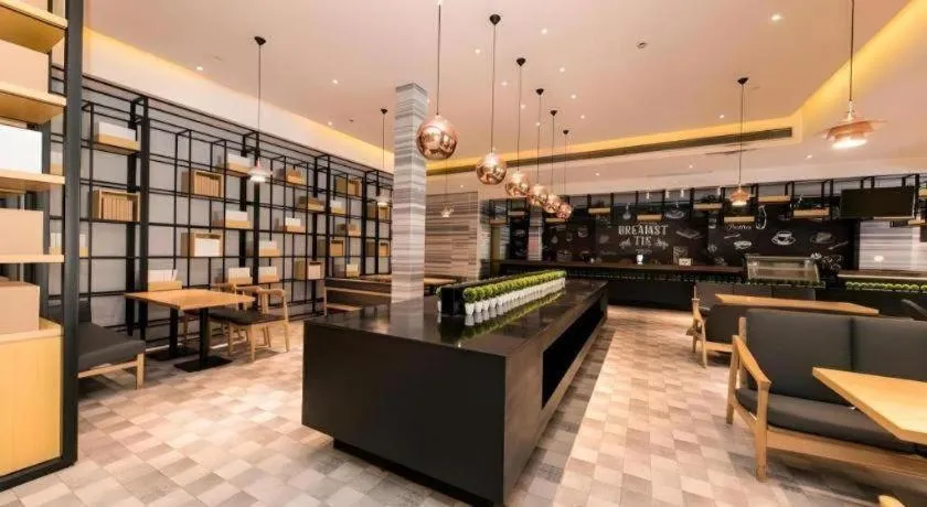 JI Hotel Shanghai Lujiazui Pudong Avenue