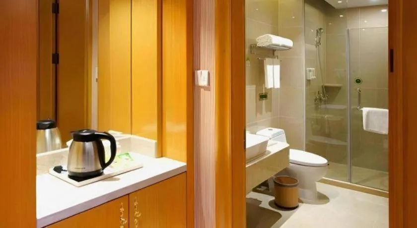 Vienna Hotel Shanghai Hongqiao Huaxin Road