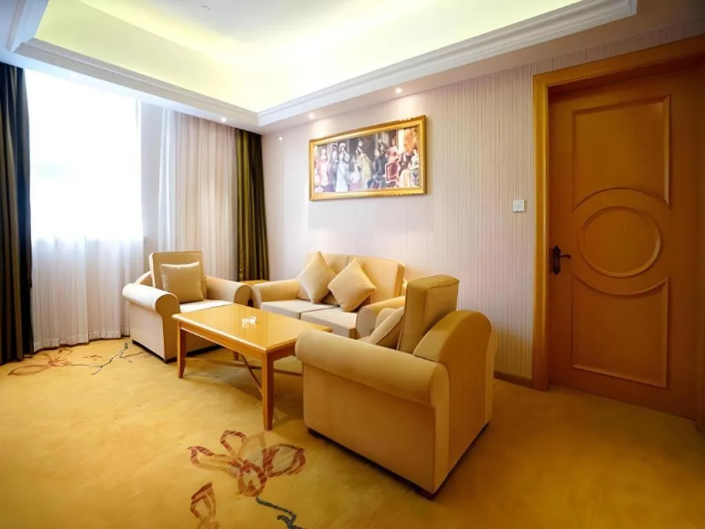 Vienna Hotel Shanghai Hongqiao Huaxin Road