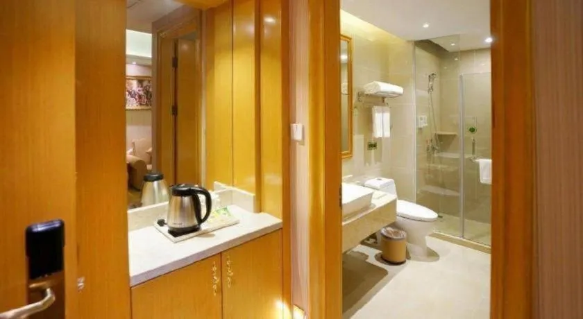 Vienna Hotel Shanghai Hongqiao Huaxin Road