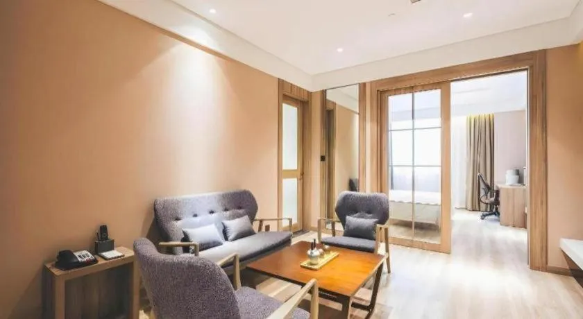 Vienna Hotel Shanghai Hongqiao Huaxin Road