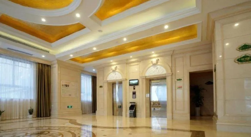Vienna Hotel Shanghai Hongqiao Huaxin Road