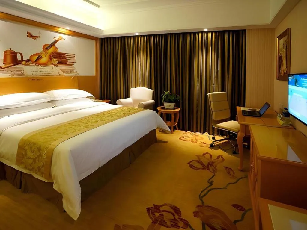 Bed in Vienna Hotel Shanghai Hongqiao Huaxin Road