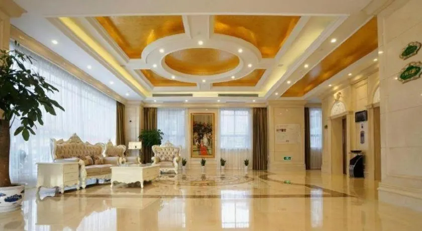 Vienna Hotel Shanghai Hongqiao Huaxin Road