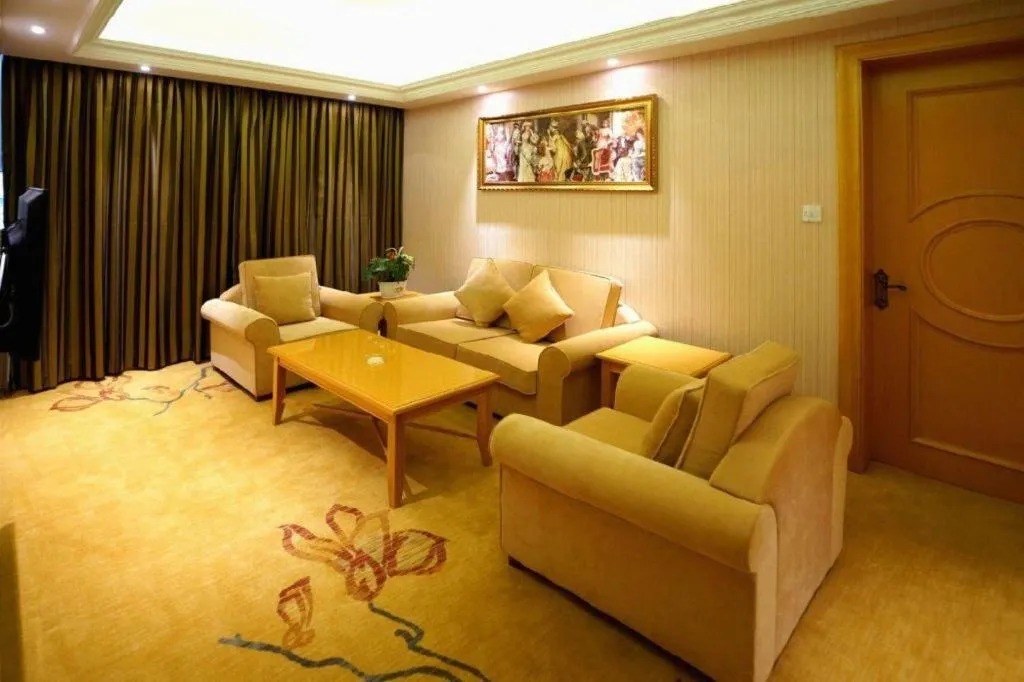 Vienna Hotel Shanghai Hongqiao Huaxin Road
